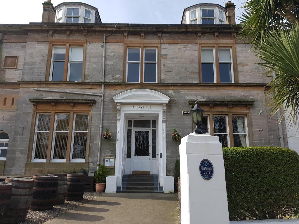 Ardshiel Hotel image 1