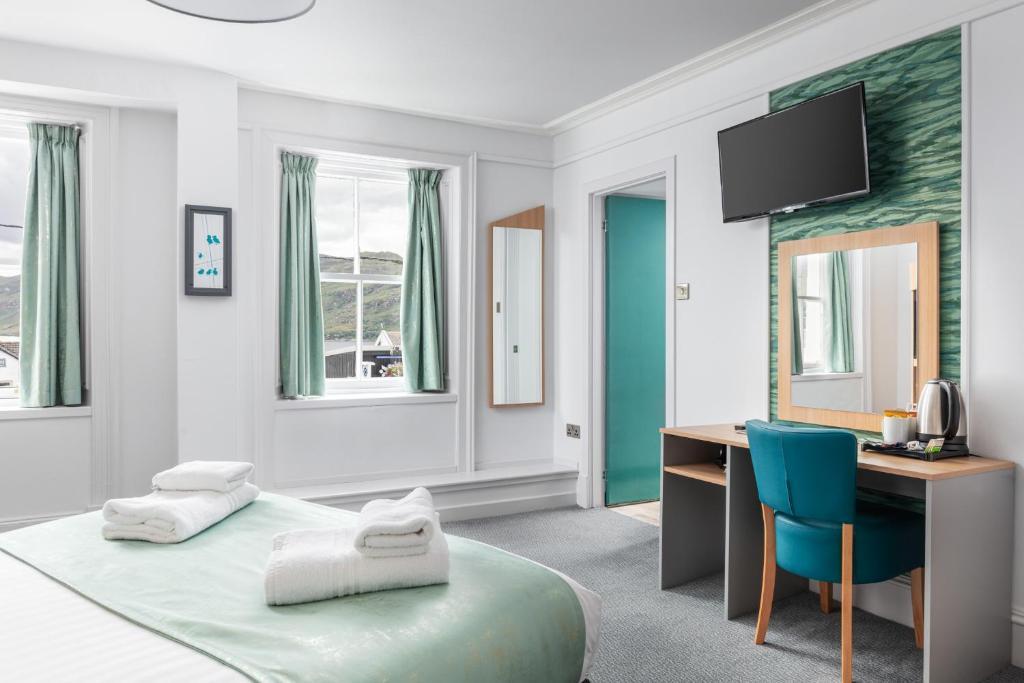 Caledonian Hotel image 1