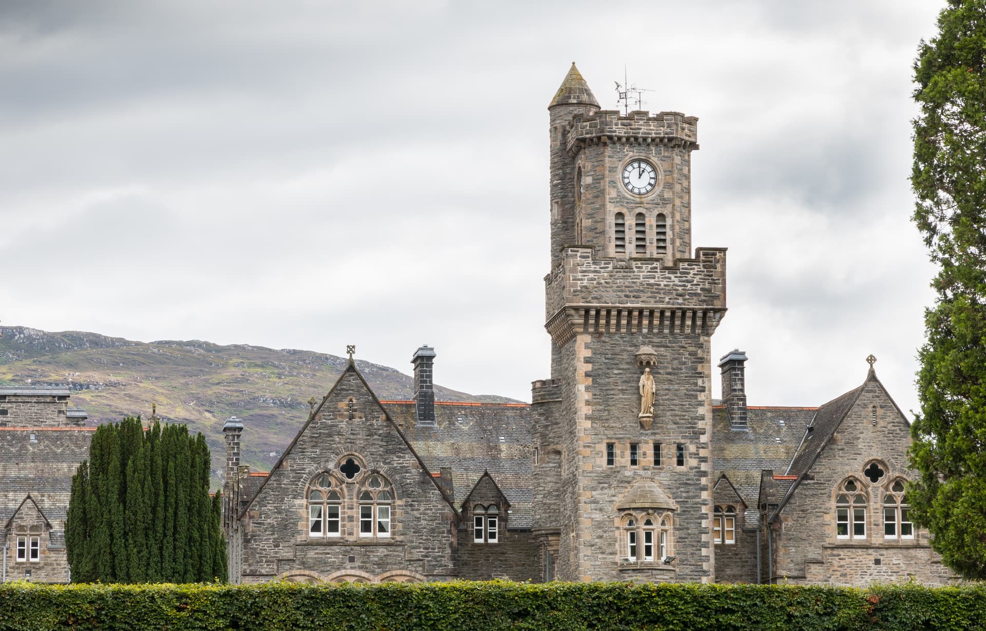 fort-augustus-church