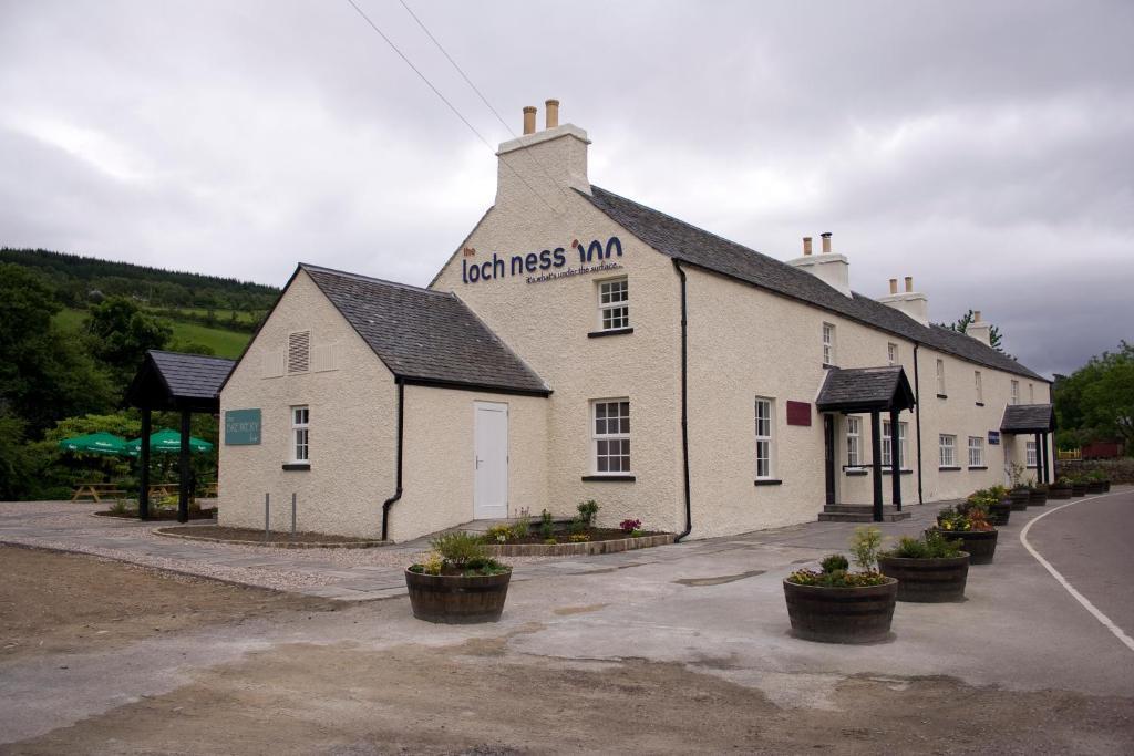  Loch Ness Inn image 2